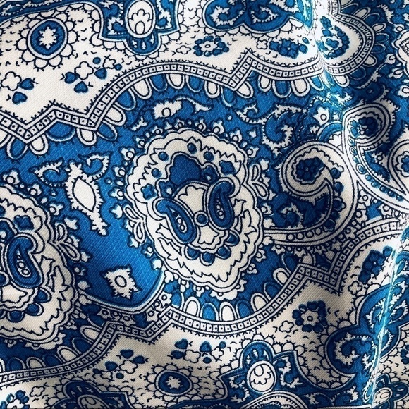 𝅺anthro Feather Bone Blue Talese Cropped Palazzos - Picture 9 of 12